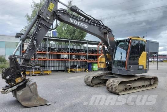 Volvo ECR 145 E حفارات زحافة