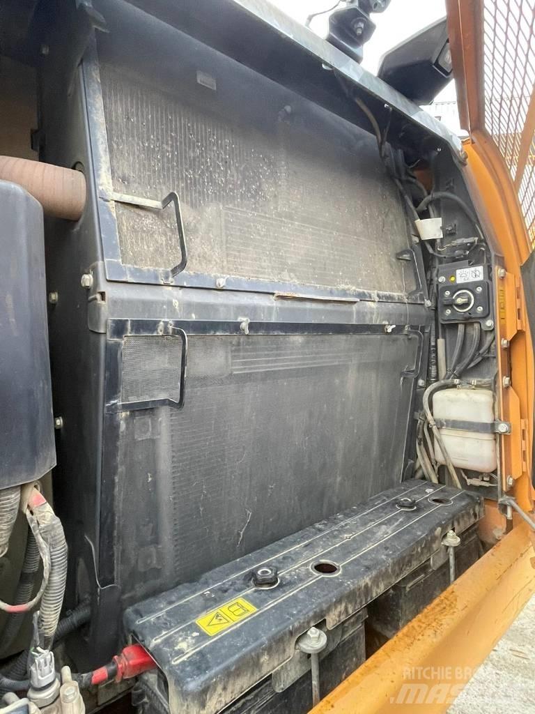 CASE CX 210 D حفارات زحافة