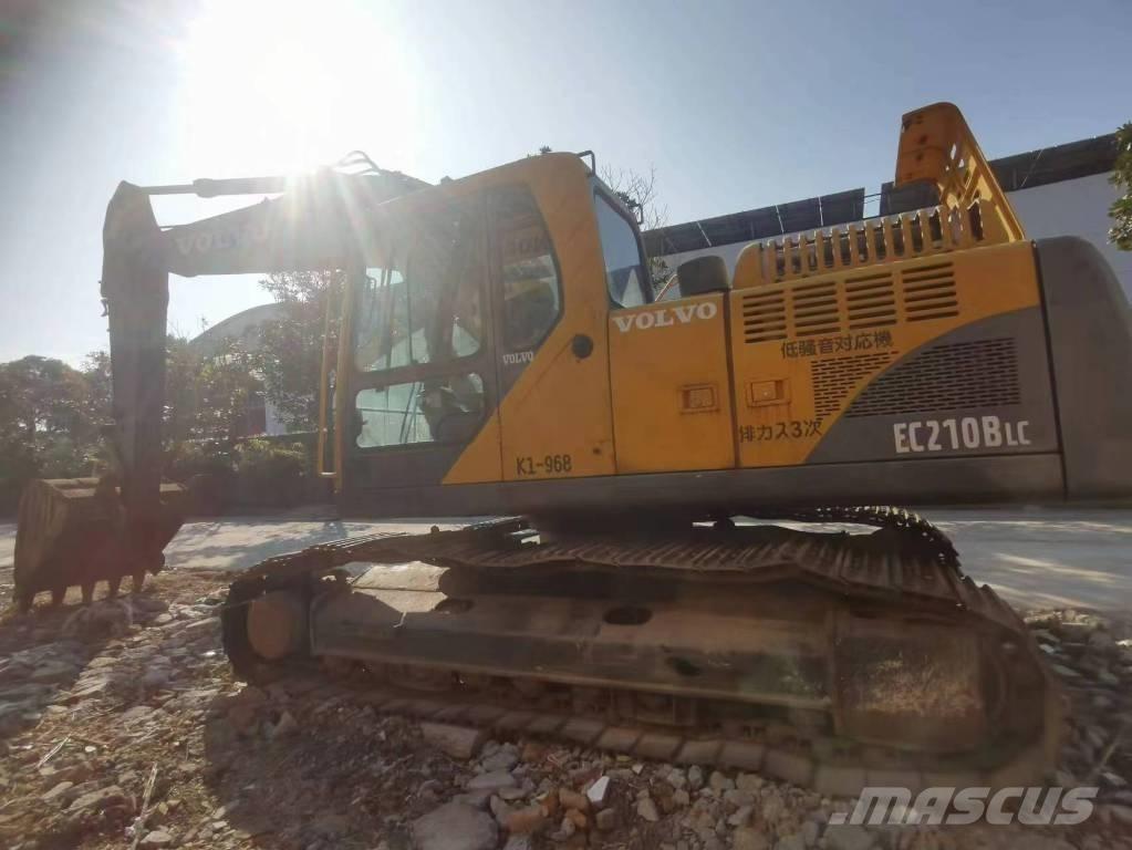 Volvo EC 210 B LC حفارات زحافة