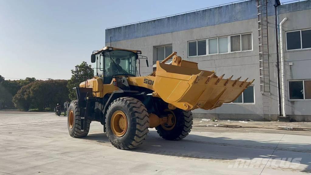 SDLG L 956 F حفارات زحافة