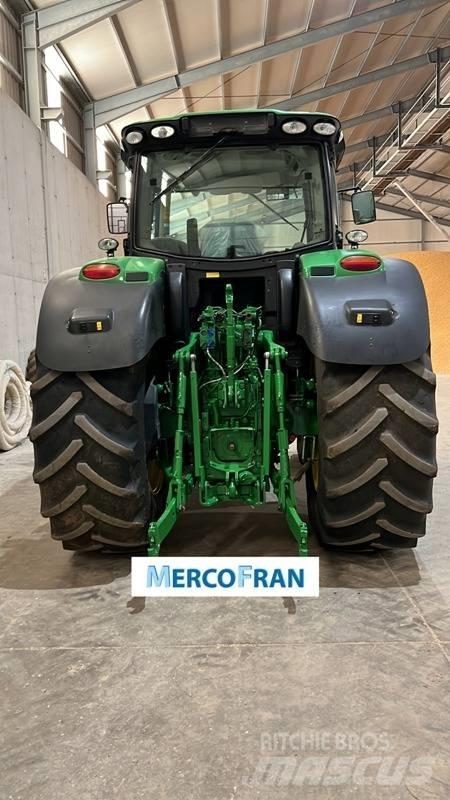 John Deere 6190 R الجرارات