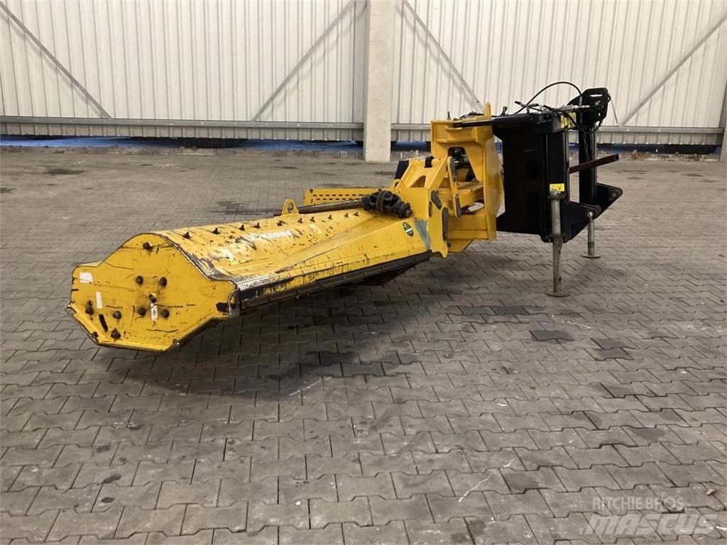 Müthing MU-M/S 180 جزازات وأغطية المراعي