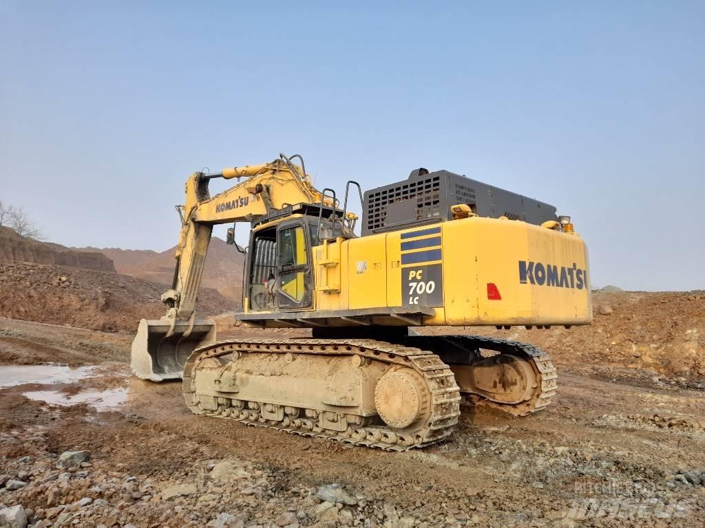 Komatsu PC700LC-11 حفارات زحافة