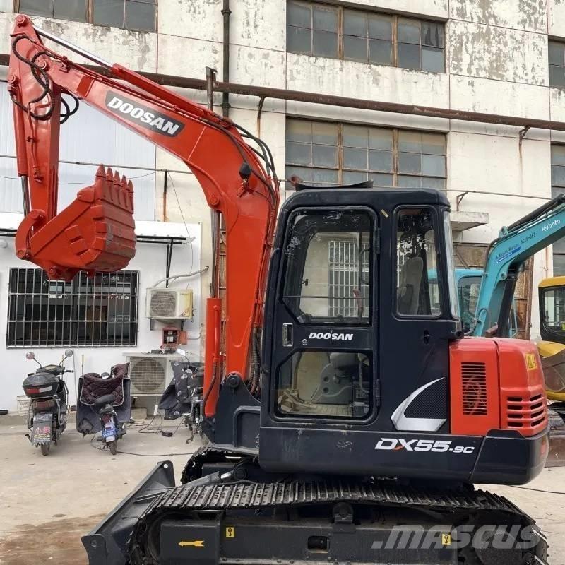 Doosan DX55-9C حفارات صغيرة أقل من 7 طن (حفارات صغيرة)