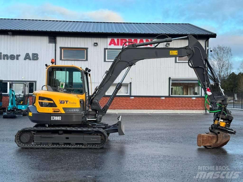 Volvo ECR 88 D حفارات وسط 7 طن - 12 طن