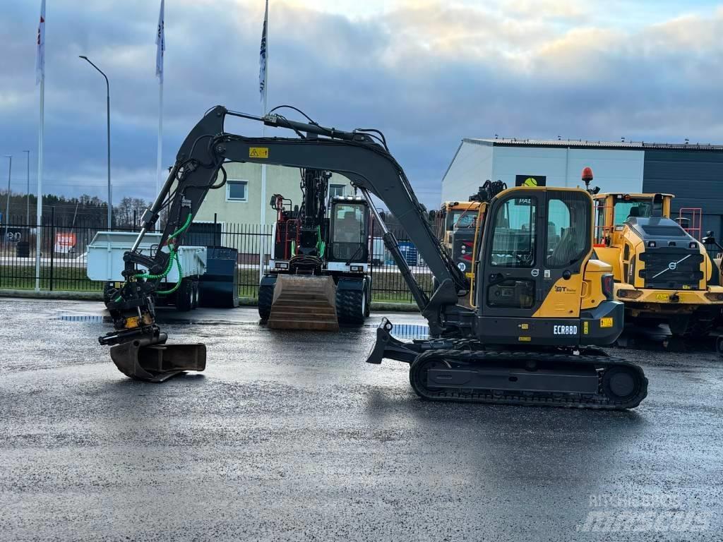 Volvo ECR 88 D حفارات وسط 7 طن - 12 طن