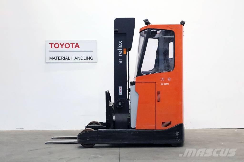 Toyota RRE200HECC شاحنة مناولة