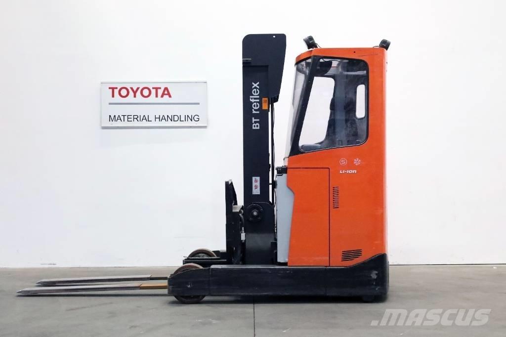 Toyota RRE200HECC شاحنة مناولة