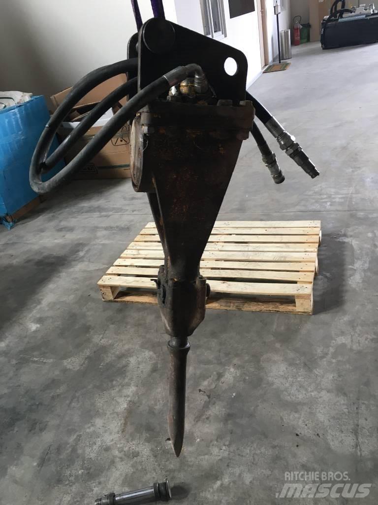 Atlas Copco SBC 115 مطارق / كسارات