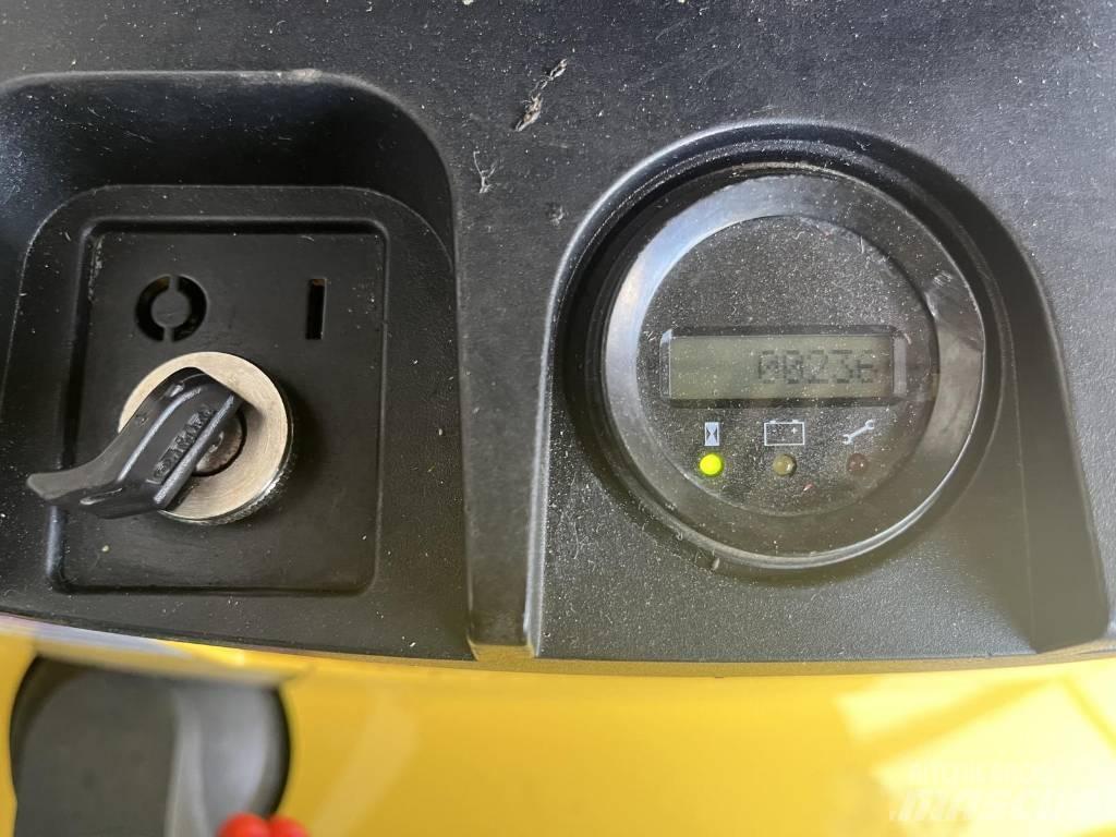 Hyster S1.0E معدات الرفع منخفض المستوى