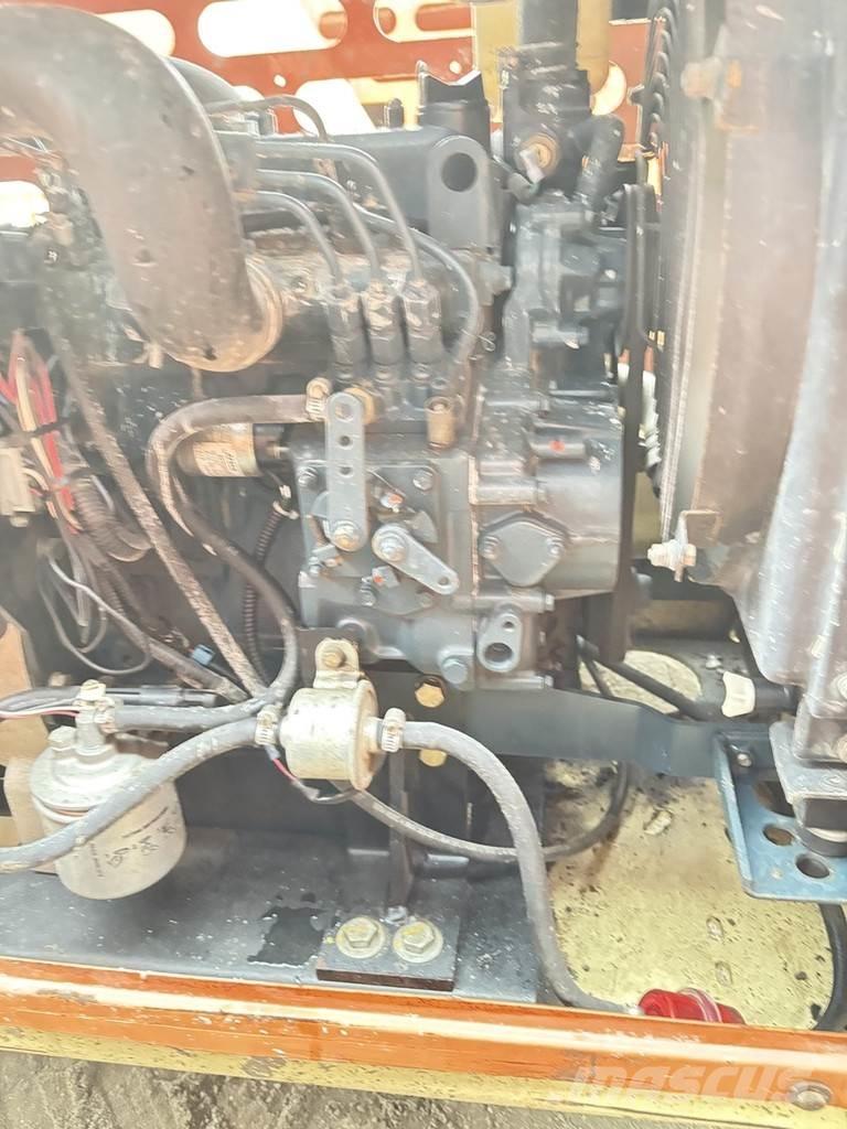 JLG 260 mrt رافعات مقصية الشكل