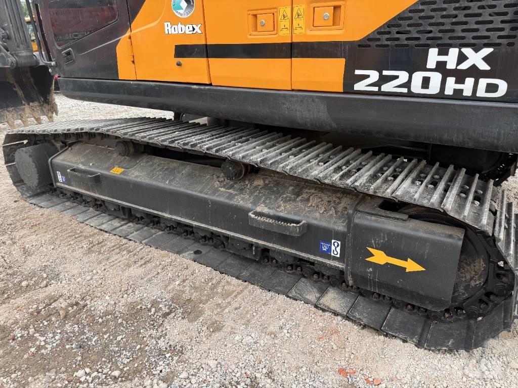 Hyundai HX 220 حفارات زحافة