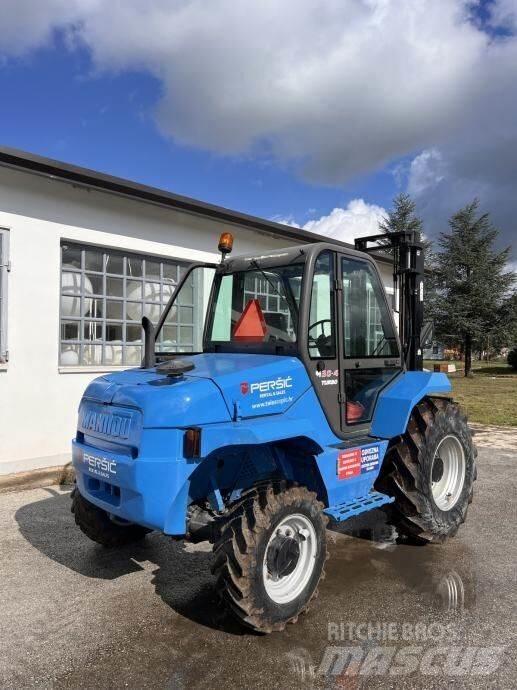 Manitou MC30-4W شاحنات الطرق الوعرة