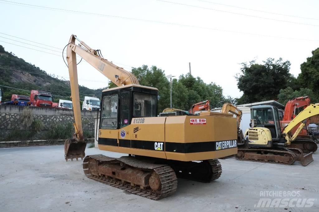 CAT E120B Long boom حفارات زحافة
