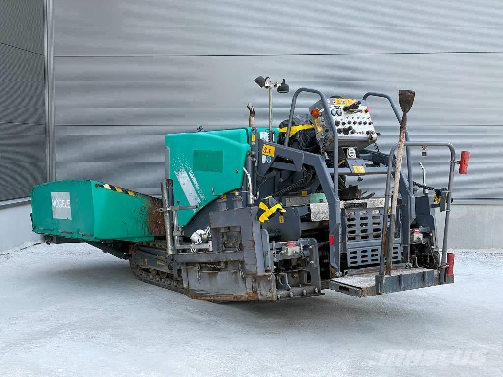 Vögele SUPER 800 معدات السفلتة