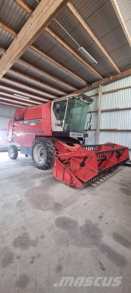 Massey Ferguson 22 حصادات