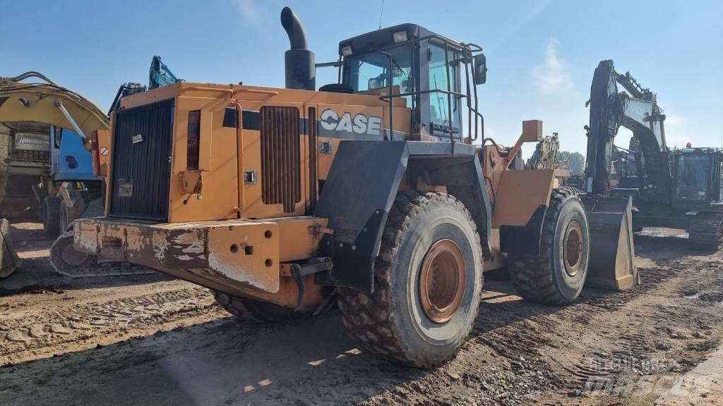 CASE 921 C لوادر بعجل