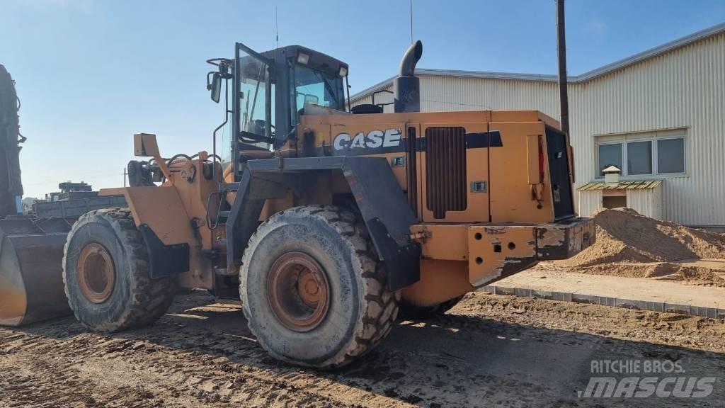 CASE 921 C لوادر بعجل
