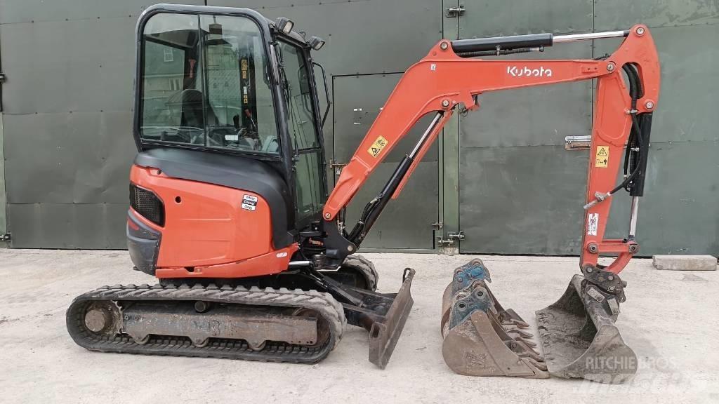 Kubota U 27-4 حفارات صغيرة أقل من 7 طن (حفارات صغيرة)
