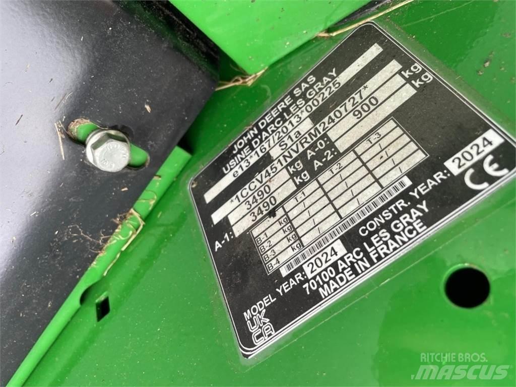 John Deere V451M محزمات مستديرة