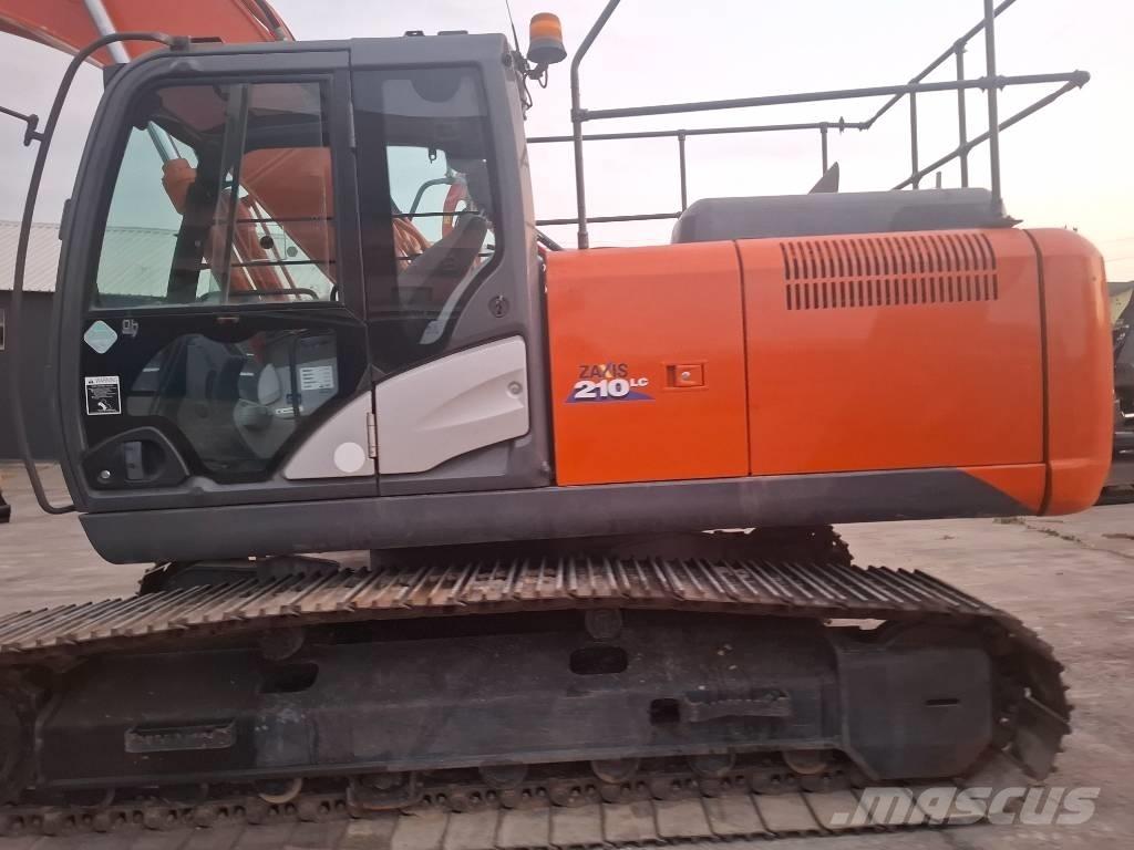 Hitachi 210LC حفارات زحافة