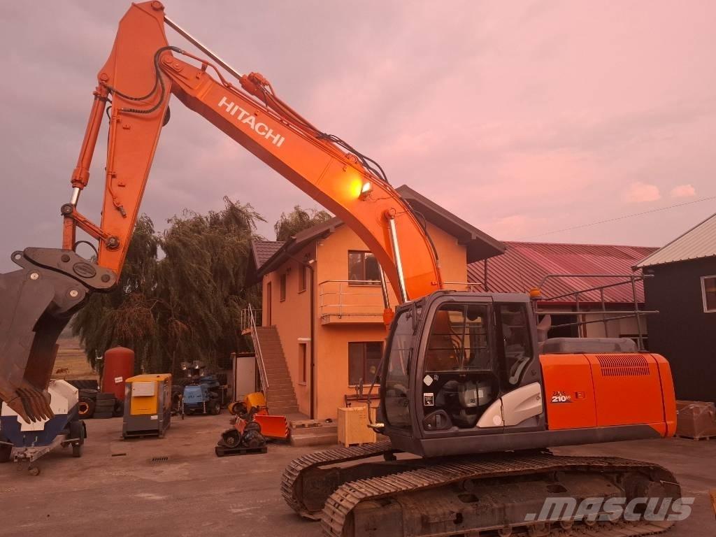 Hitachi 210LC حفارات زحافة