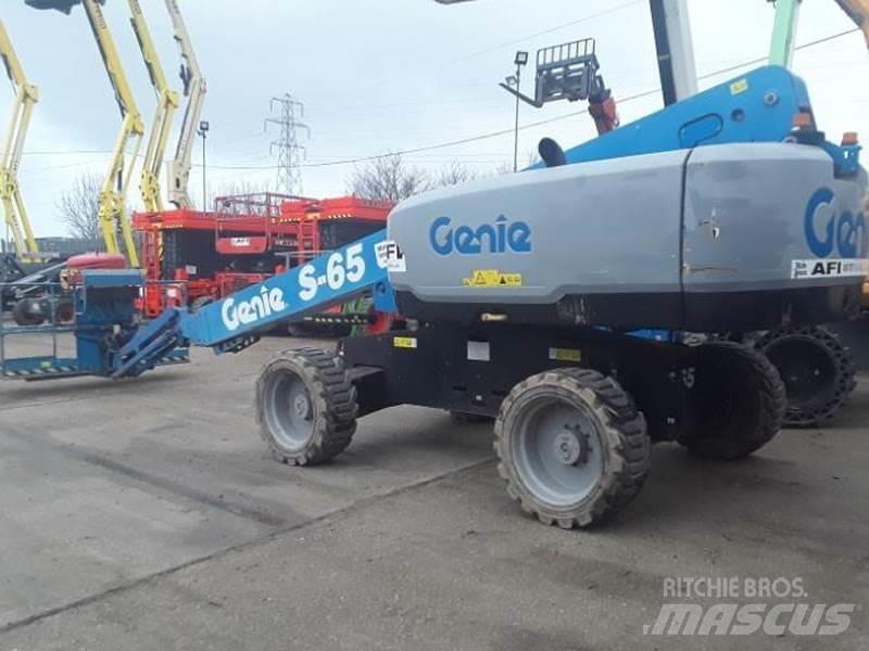 Genie S65S رافعات سلة تلسكوبية