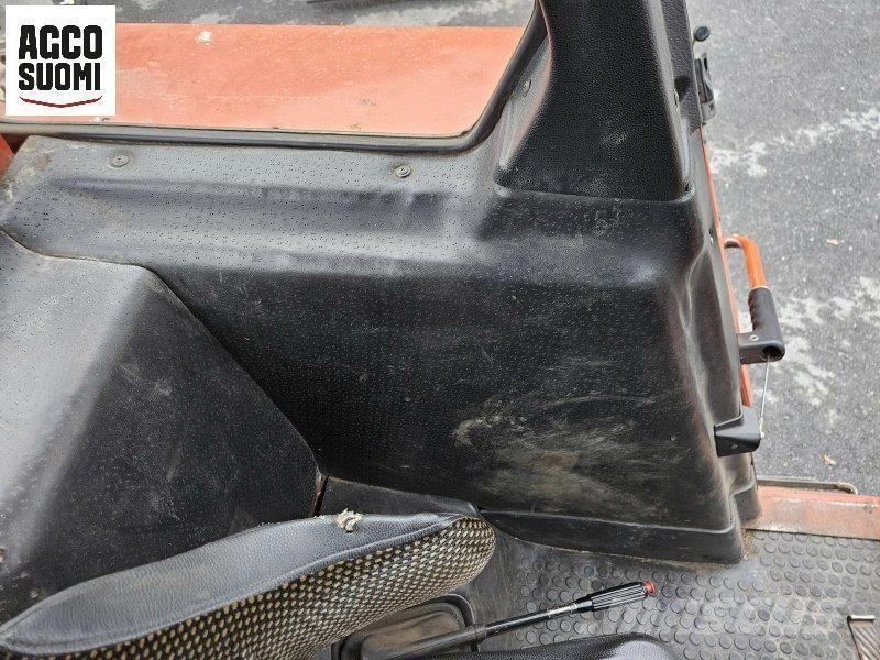 Fiat 680 DTH 4WD الجرارات