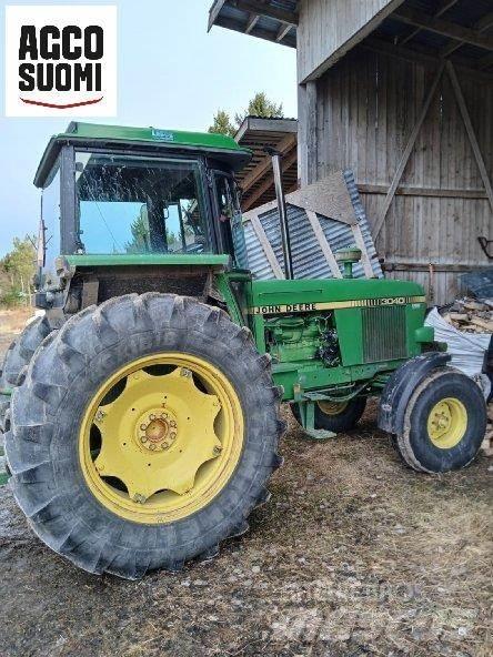 John Deere 3040 SG الجرارات