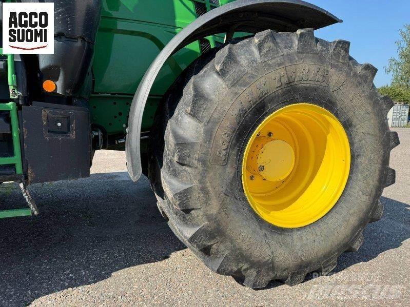 John Deere 6250 R الجرارات
