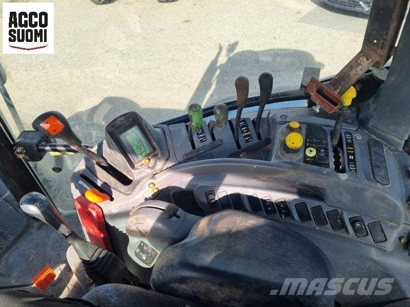 New Holland T6050 الجرارات