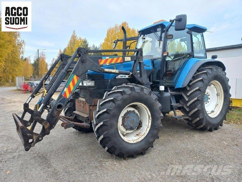 New Holland TM150 الجرارات