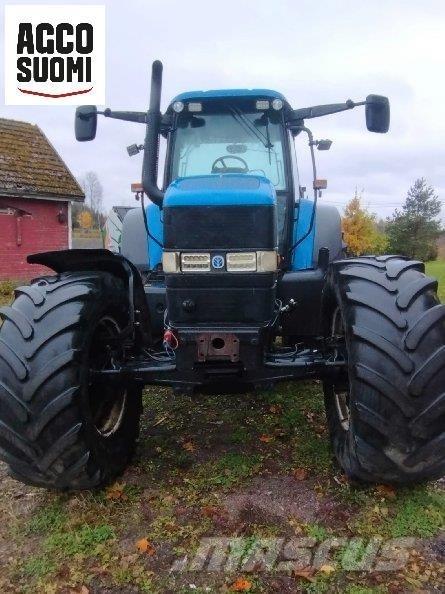 New Holland TM175 الجرارات