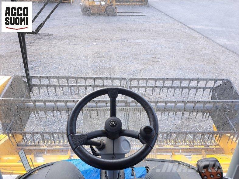 Sampo-Rosenlew C4 حصادات