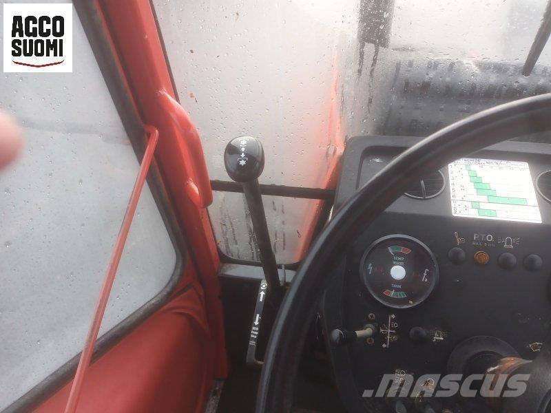 Valmet 504 2WD الجرارات