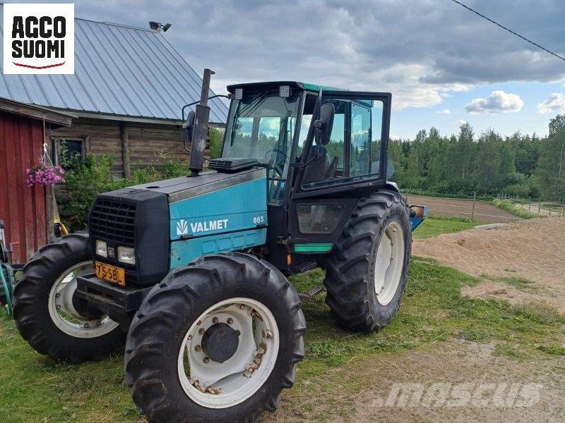 Valmet 665 الجرارات
