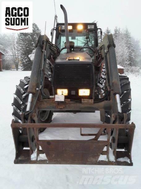 Valmet 8100 الجرارات