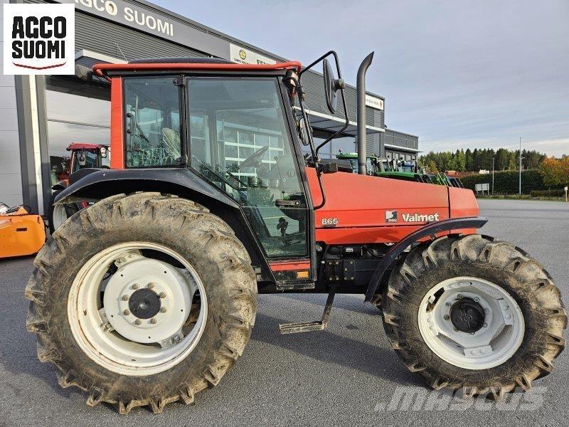 Valmet 865 الجرارات
