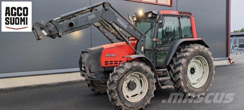 Valtra 6650 HITECH الجرارات
