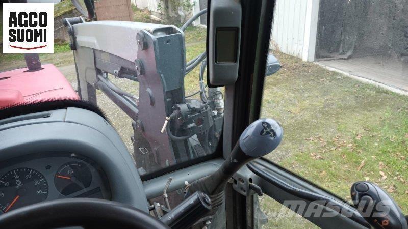 Valtra 6850 الجرارات