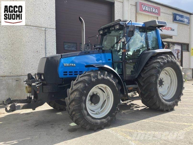 Valtra 8050 MEGA الجرارات