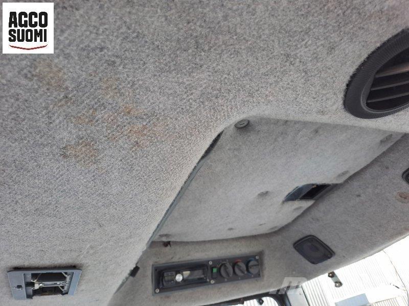 Valtra 8400 الجرارات