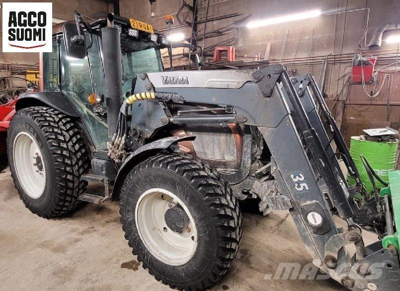 Valtra A93 H الجرارات