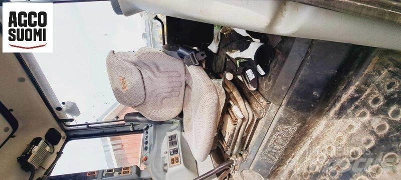Valtra A93 H الجرارات