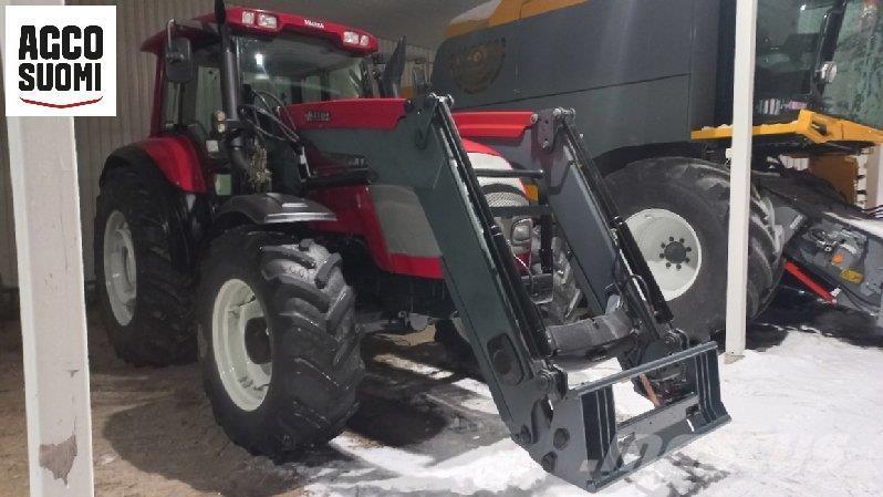 Valtra M150 HITECH الجرارات