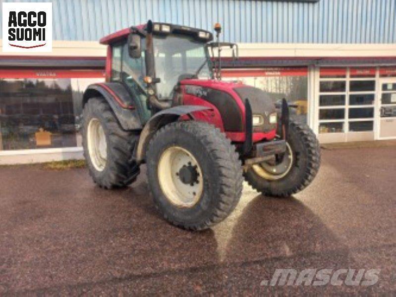 Valtra N121 ADVANCE الجرارات