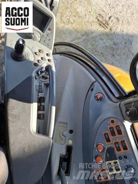 Valtra N122D الجرارات