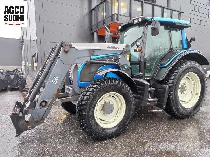 Valtra N141 H الجرارات
