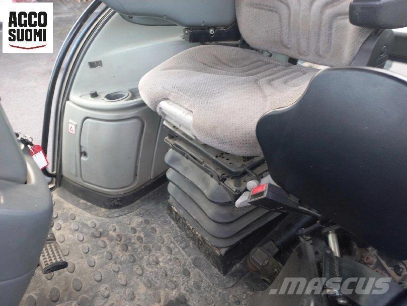 Valtra N142 VERSU الجرارات