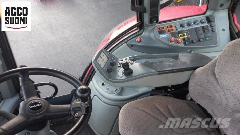 Valtra N143 DIRECT الجرارات
